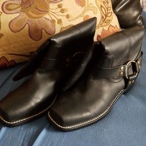 Women's Short Moto Boots